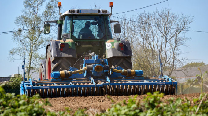 Le Guide Pour Vos Pièces Tracteur